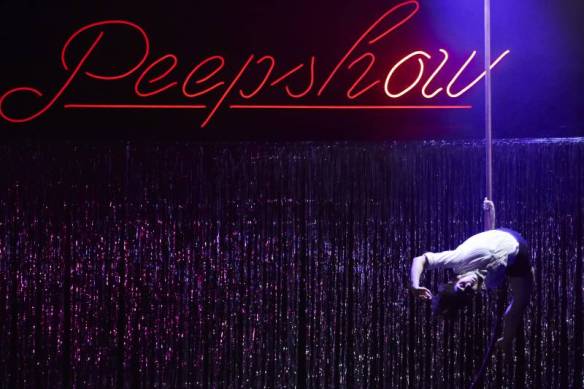 chamaeleon_berlin_CIRCA'S PEEPSHOW